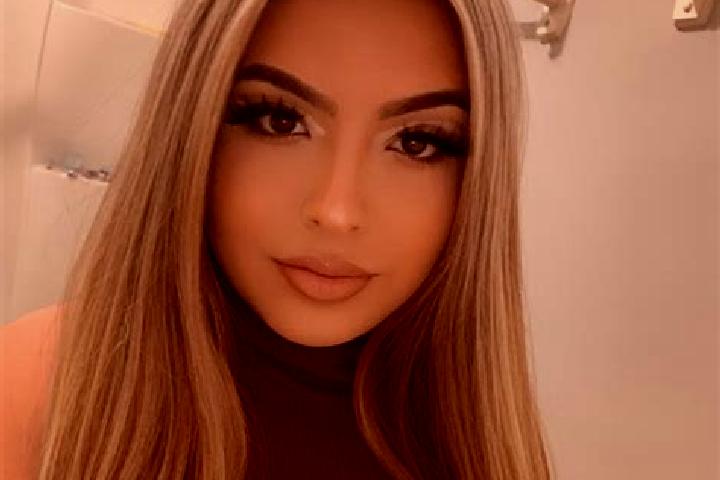 Addison, 37, a blonde dark-eyed latina companion based in Dizicheh. Offering Dinner Date, Erotic Massage, Couples. Available for incall and outcall, day and ...