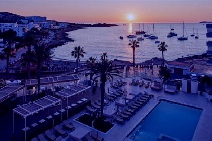 Addison, 37, a blonde grey-eyed mediterranean companion based in Sant Antoni de Portmany. Offering OWO, Travel Companion, Deep French Kissing. Available for ...