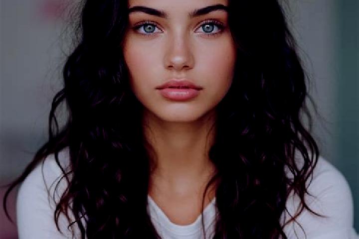 Addison, 37, a brunette amber-eyed mediterranean companion based in Yangqiaodian. Offering Erotic Massage, Fetish, OWO, Deep French Kissing. Available for in...