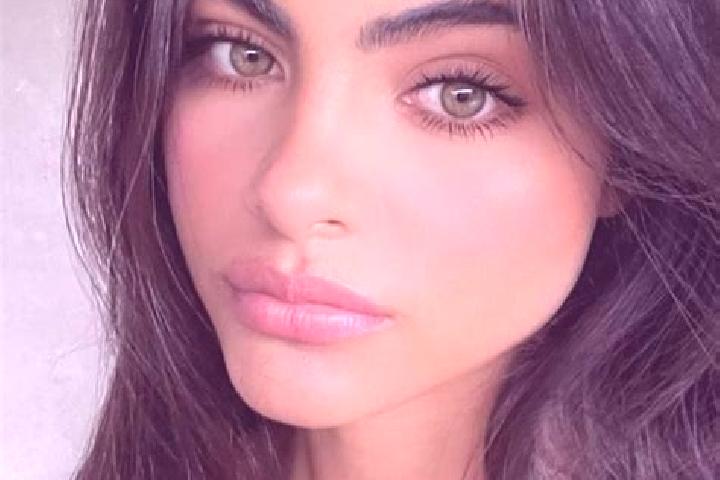Addison, 37, a brunette dark-eyed middle eastern companion based in Samson. Offering Dinner Date, Duos, Travel Companion, Tantra, A-Level. Available for inca...