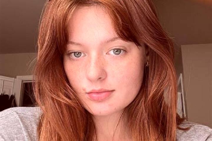 Addison, 37, a chestnut green-eyed mixed companion based in Cha de Pedras. Offering Roleplay, OWO, Party Girl, CIM, Domination. Available for incall and outc...