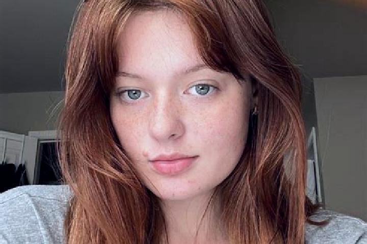 Addison, 37, a red grey-eyed european companion based in Dankou. Offering Girlfriend Experience, Party Girl, Dinner Date, Erotic Massage, Roleplay. Available...