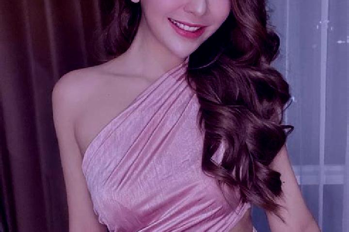 Addison, 37 — Escort in Kuala Baru, Indonesia