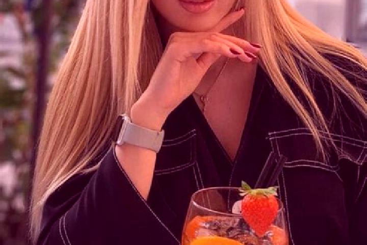 Addison, 37 — Escort in Les Pennes-Mirabeau, France