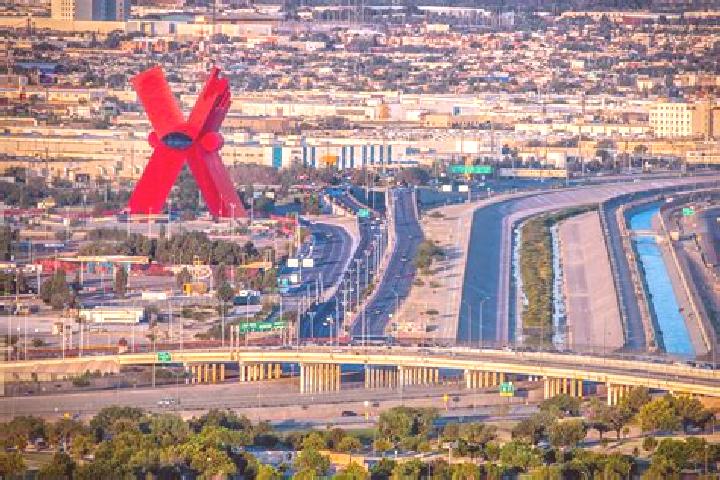 Addison, 37 — Escort in Llano Grande de Juarez, Mexico