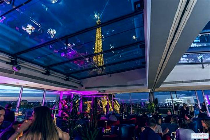 Addison, 37 — Escort in Paris 10e Arrondissement, France