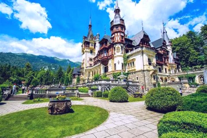 Addison, 37 — Escort in Sinaia, Romania