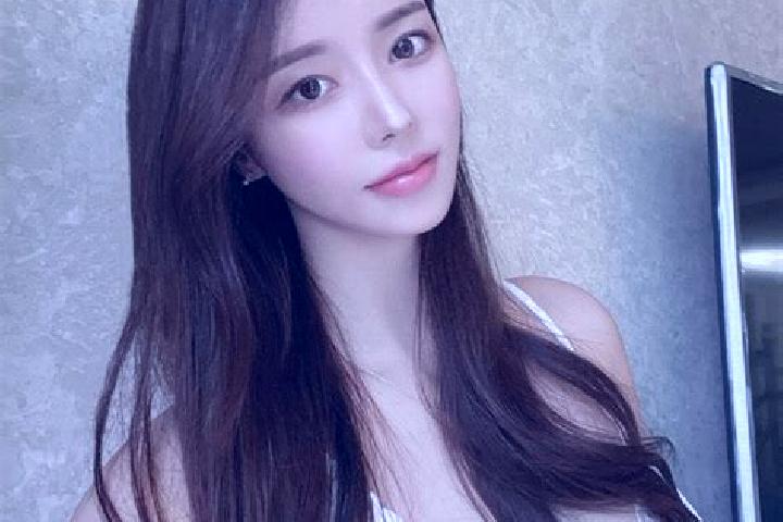 Addison, 37 — Escort in Wanpai, China
