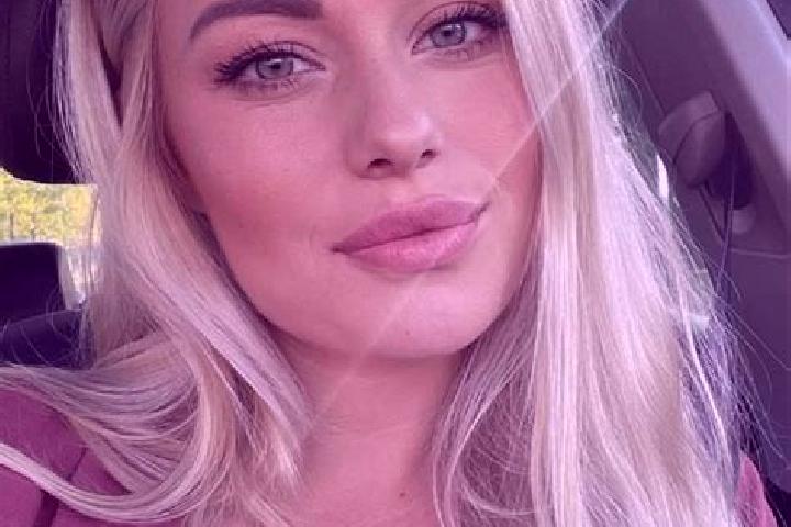 Addison, 38, a blonde hazel-eyed caribbean companion based in Felina. Offering Erotic Massage, Duos, Travel Companion. Available for incall and outcall, over...