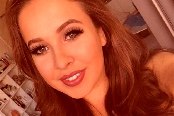 Addison, 38, a brunette grey-eyed mixed companion based in Yermekeyevo. Offering Girlfriend Experience, Deep French Kissing, Roleplay. Available for incall a...