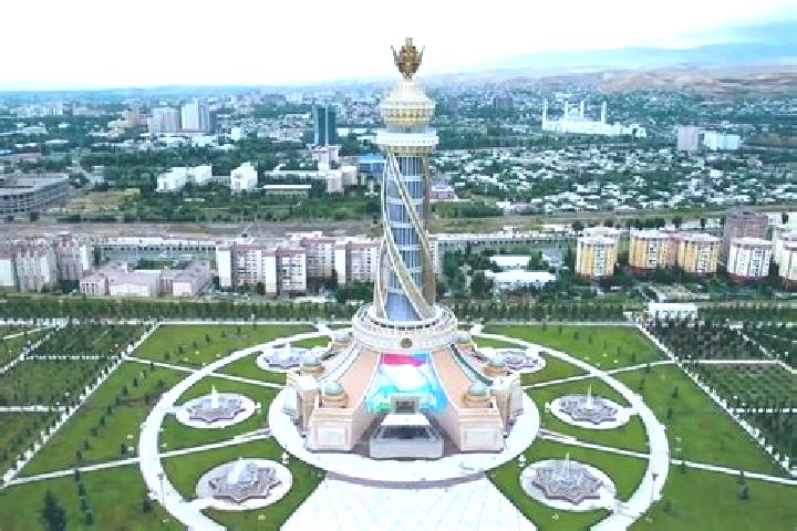 Addison, 38 — Escort in Istiqlol, Tajikistan