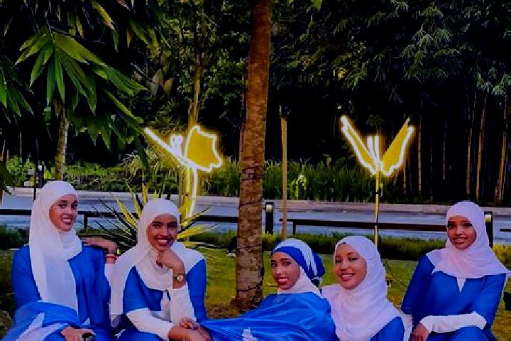 Addison, 38 — Escort in Ladan, Indonesia
