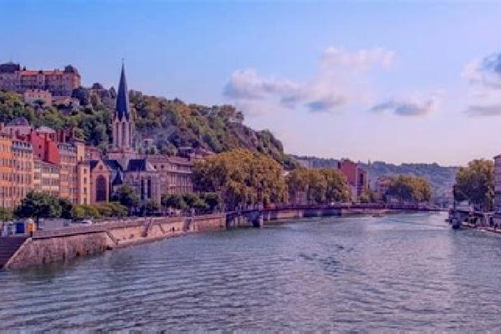 Addison, 38 — Escort in Rives, France