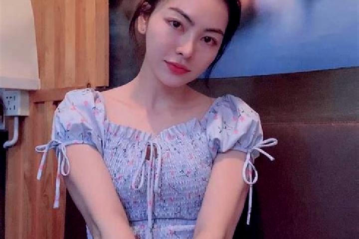 Addison, 38 — Escort in Talin Hiag, China