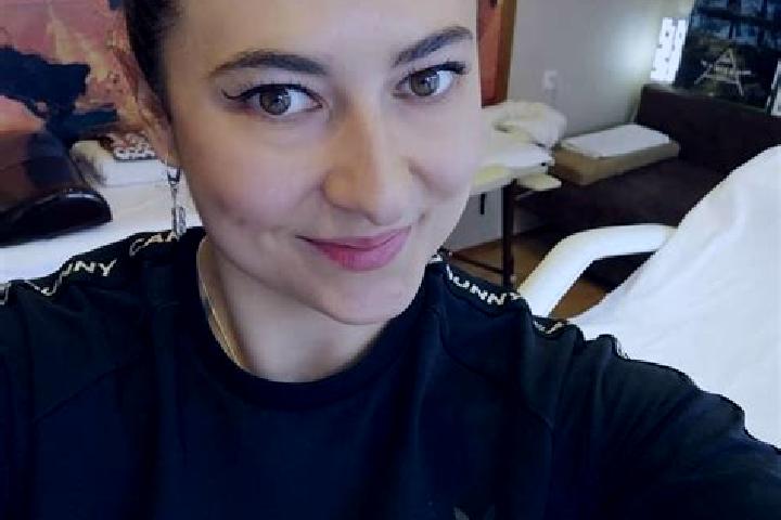 Addison, 39, a black green-eyed caribbean companion based in San Lorenzo in Dorsino. Offering Domination, Couples, Fetish, BDSM. Available for incall and out...
