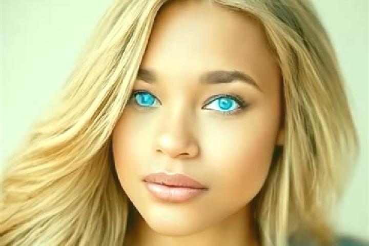 Addison, 39, a dark blonde blue-eyed latina companion based in Mbala. Offering Girlfriend Experience, Overnight, Domination. Available for incall and outcall...