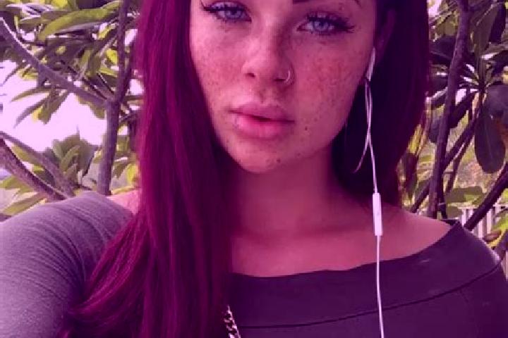Addison, 39, a red green-eyed mixed companion based in Assin Foso. Offering Deep French Kissing, Overnight, Party Girl, A-Level, Couples. Available for incal...