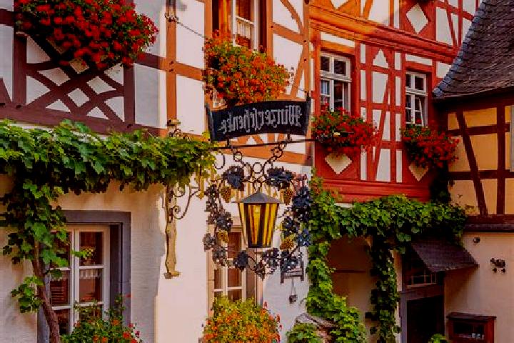 Addison, 39 — Escort in Huffenhardt, Germany