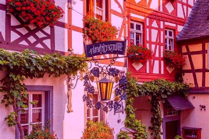 Addison, 39 — Escort in Waldbuttelbrunn, Germany
