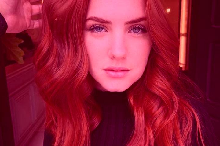 Alice, 20, a auburn blue-eyed caucasian companion based in General Pinto. Offering Prostate Massage, A-Level, Deep French Kissing, Roleplay, OWO. Available f...