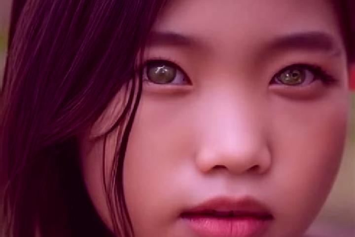 Alice, 20, a brunette green-eyed asian companion based in Idioke. Offering Striptease, Massage, Party Girl, Travel Companion, GFE. Available for incall and o...