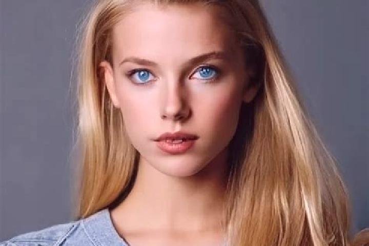 Alice, 20, a dark blonde blue-eyed european companion based in Besukan. Offering Striptease, Deep French Kissing, Tantra. Available for incall and outcall, d...
