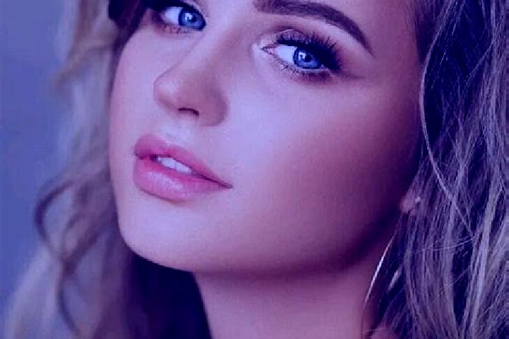 Alice, 20, a dark blonde blue-eyed slavic companion based in Verkhniy Lomov. Offering Erotic Massage, Duos, A-Level, Deep French Kissing, Fetish. Available f...