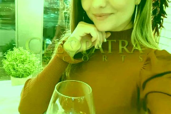 Alice, 20, a red brown-eyed caucasian companion based in Huafla. Offering Domination, Deep French Kissing, GFE, Erotic Massage, Striptease. Available for inc...