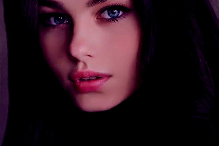 Alice, 20, a red dark-eyed slavic companion based in Sankagiri. Offering Striptease, Deep French Kissing, Erotic Massage. Available for incall and outcall, d...