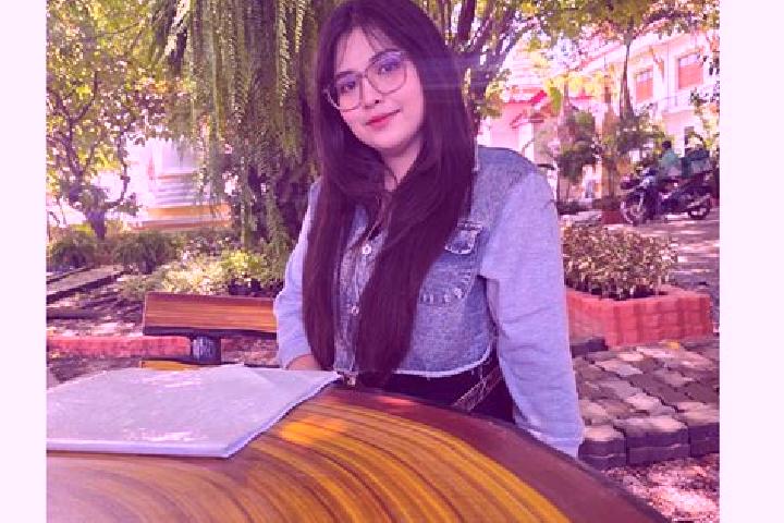 Alice, 20 — Escort in Pan an, China