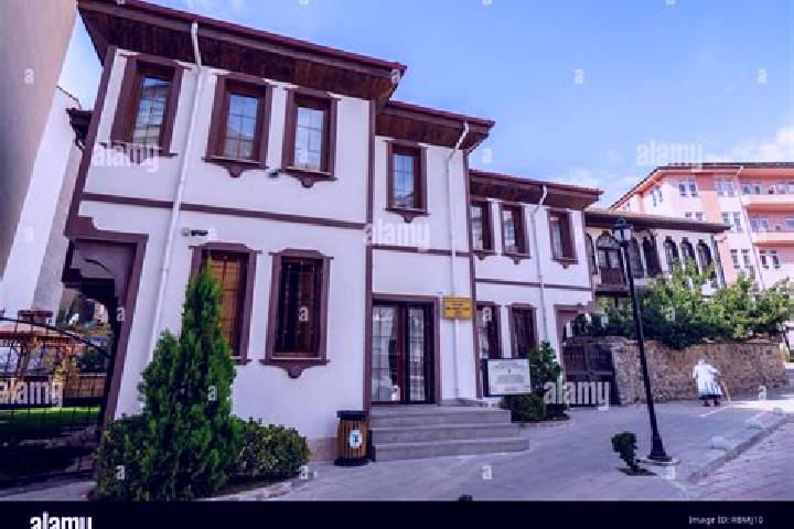 Alice, 20 — Escort in Yozgat, Turkey