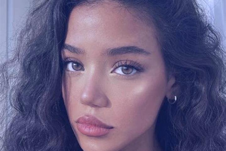 Alice, 21, a black brown-eyed caribbean companion based in Ateptsevo. Offering Party Girl, Dinner Date, Overnight, OWO. Available for incall and outcall, ove...