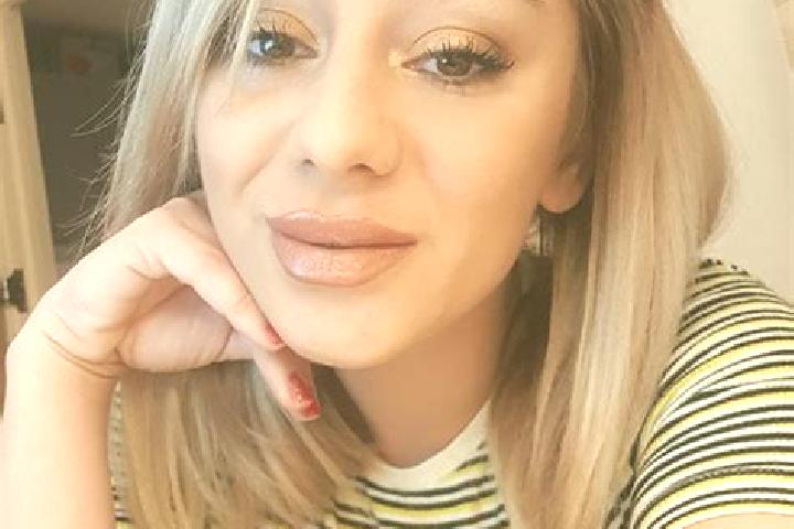 Alice, 21, a blonde dark-eyed middle eastern companion based in Villaco. Offering OWO, Domination, Prostate Massage, Striptease, Couples. Available for incal...