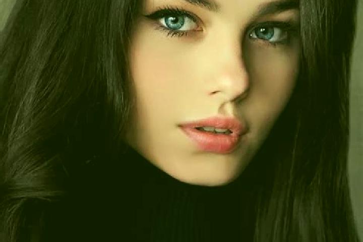 Alice, 21, a brunette dark-eyed european companion based in Kawawachikamach. Offering Couples, Party Girl, Dinner Date, Overnight, Erotic Massage. Available ...
