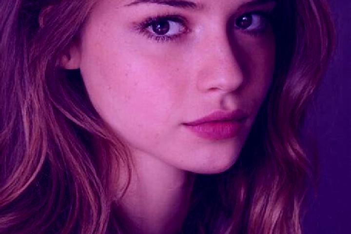 Alice, 21, a chestnut blue-eyed latina companion based in Tencin. Offering GFE, A-Level, Party Girl. Available for incall and outcall, overnight bookings ava...