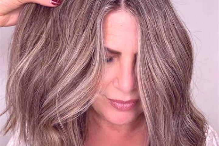 Alice, 21, a dark blonde grey-eyed mediterranean companion based in Chambon-sur-Voueize. Offering Domination, A-Level, Striptease. Available for incall and o...