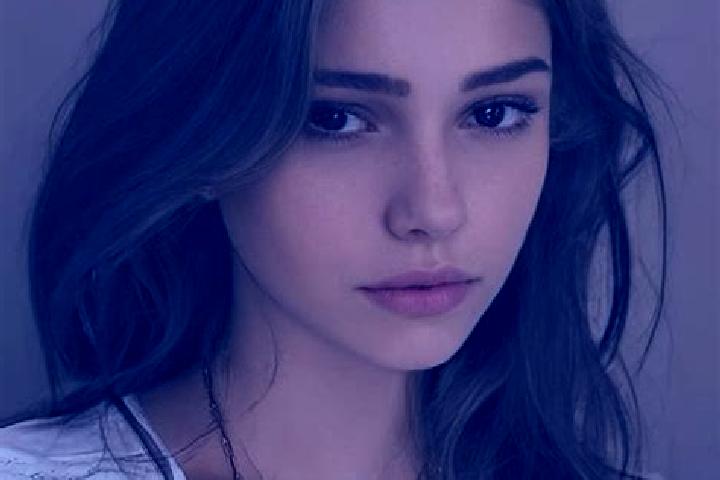 Alice, 22, a auburn hazel-eyed slavic companion based in Piombino. Offering Tantra, Prostate Massage, Party Girl, A-Level. Available for incall and outcall, ...