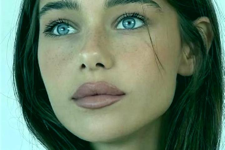 Alice, 22, a brunette blue-eyed middle eastern companion based in Tequisistlan. Offering Party Girl, 69, Tantra, Dinner Date, Deep French Kissing. Available ...