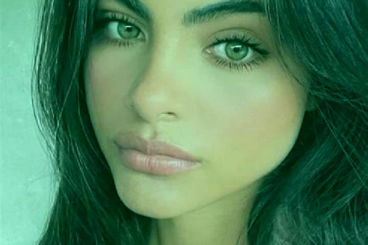 Alice, 22, a brunette hazel-eyed caribbean companion based in Christopher-Champlain. Offering GFE, Prostate Massage, Massage. Available for incall and outcal...