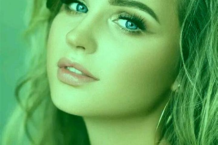 Alice, 22, a dark blonde blue-eyed caucasian companion based in Erlabrunn. Offering Overnight, OWO, Couples, Duos. Available for incall and outcall, day and ...
