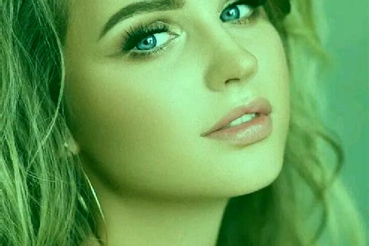 Alice, 22, a dark blonde blue-eyed mediterranean companion based in Valverde del Majano. Offering BDSM, Overnight, Striptease, Duos, A-Level. Available for i...