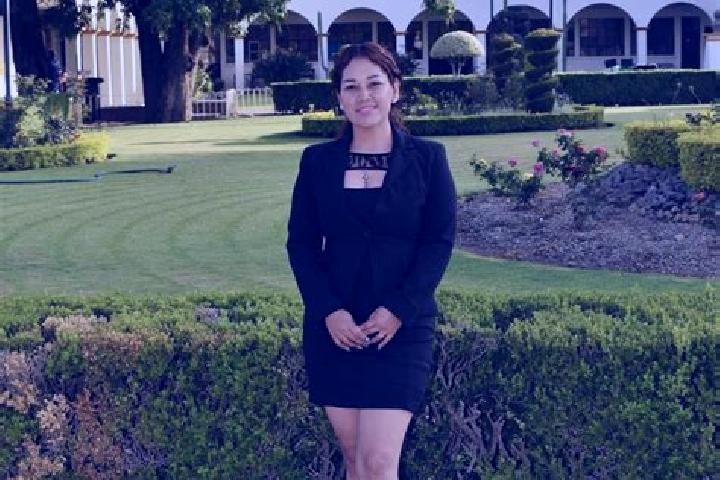 Alice, 22 — Escort in San Juan Lachigalla, Mexico