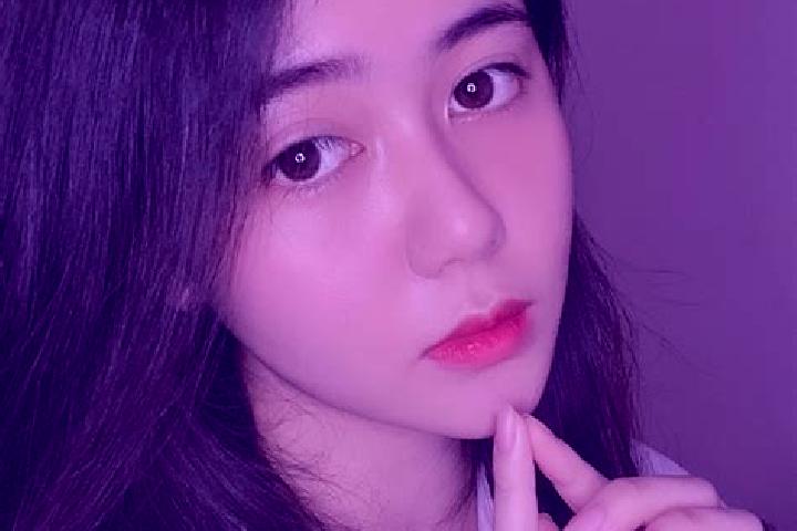 Alice, 22 — Escort in Xiaozhi, China