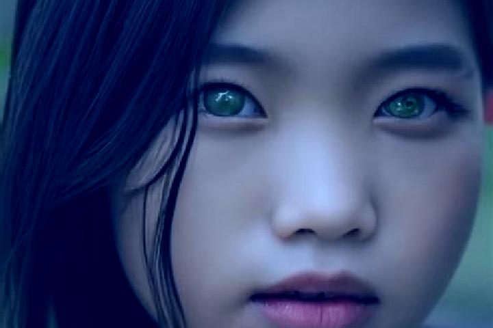 Alice, 23, a black green-eyed asian companion based in Guru Har Sahai. Offering Duos, Domination, Tantra. Available for incall and outcall, day and evening d...