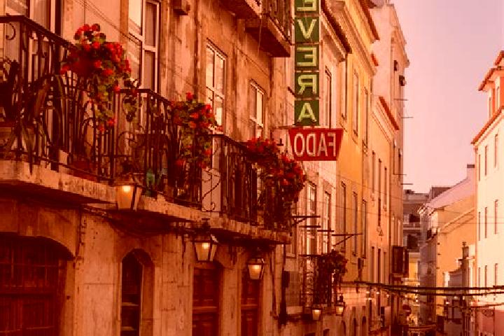 Alice, 23, a blonde grey-eyed ebony companion based in Bairro do Alto da Boavista. Offering Dinner Date, Erotic Massage, A-Level. Available for incall and ou...