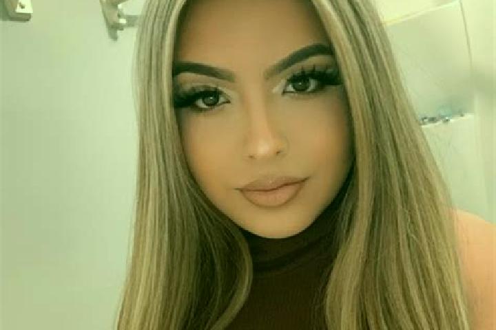 Alice, 23, a blonde grey-eyed latina companion based in Blesa. Offering Duos, Striptease, Girlfriend Experience, Fetish, GFE. Available for incall and outcal...