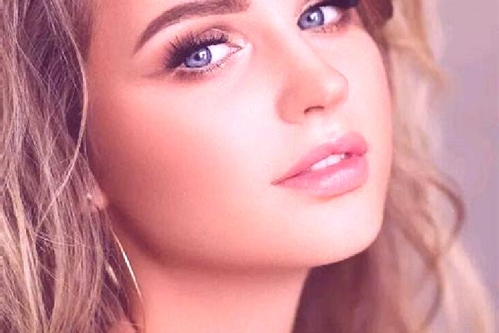 Alice, 23, a dark blonde blue-eyed mediterranean companion based in Tikrit. Offering Erotic Massage, Party Girl, Duos, Girlfriend Experience, Couples. Availa...