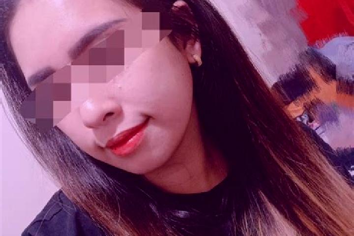 Alice, 23, a dark blonde dark-eyed asian companion based in Banjar Barunasari. Offering Duos, Tantra, GFE, Girlfriend Experience. Available for incall and ou...
