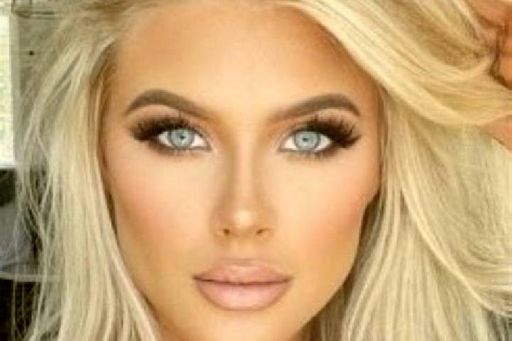 Alice, 23, a platinum blonde brown-eyed caucasian companion based in La Parra. Offering Overnight, Tantra, Travel Companion, Domination. Available for incall...