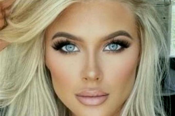 Alice, 23, a platinum blonde brown-eyed mixed companion based in Asques. Offering Couples, Dinner Date, Massage, Fetish. Available for incall and outcall, da...